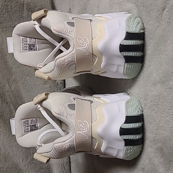 Adidas Lightstrike Sneakers Mens Size 13 - Picture 2 of 10